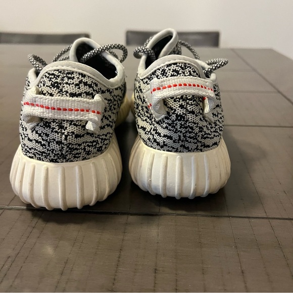 Adidas “YEEZY” BOOST 350 "TURTLE DOVE" sneakers (not authentic) men sz 8 - Picture 6 of 12